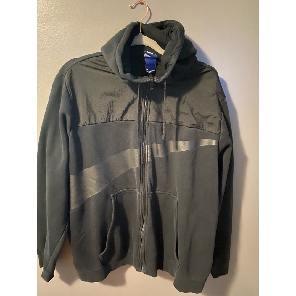 Men’s Nike sweater